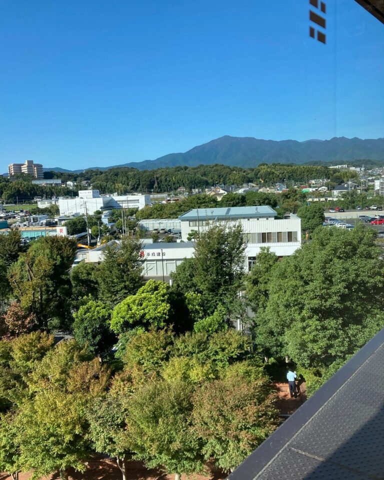 厚木で研修会!大山から丹沢山系が綺麗に見えました。